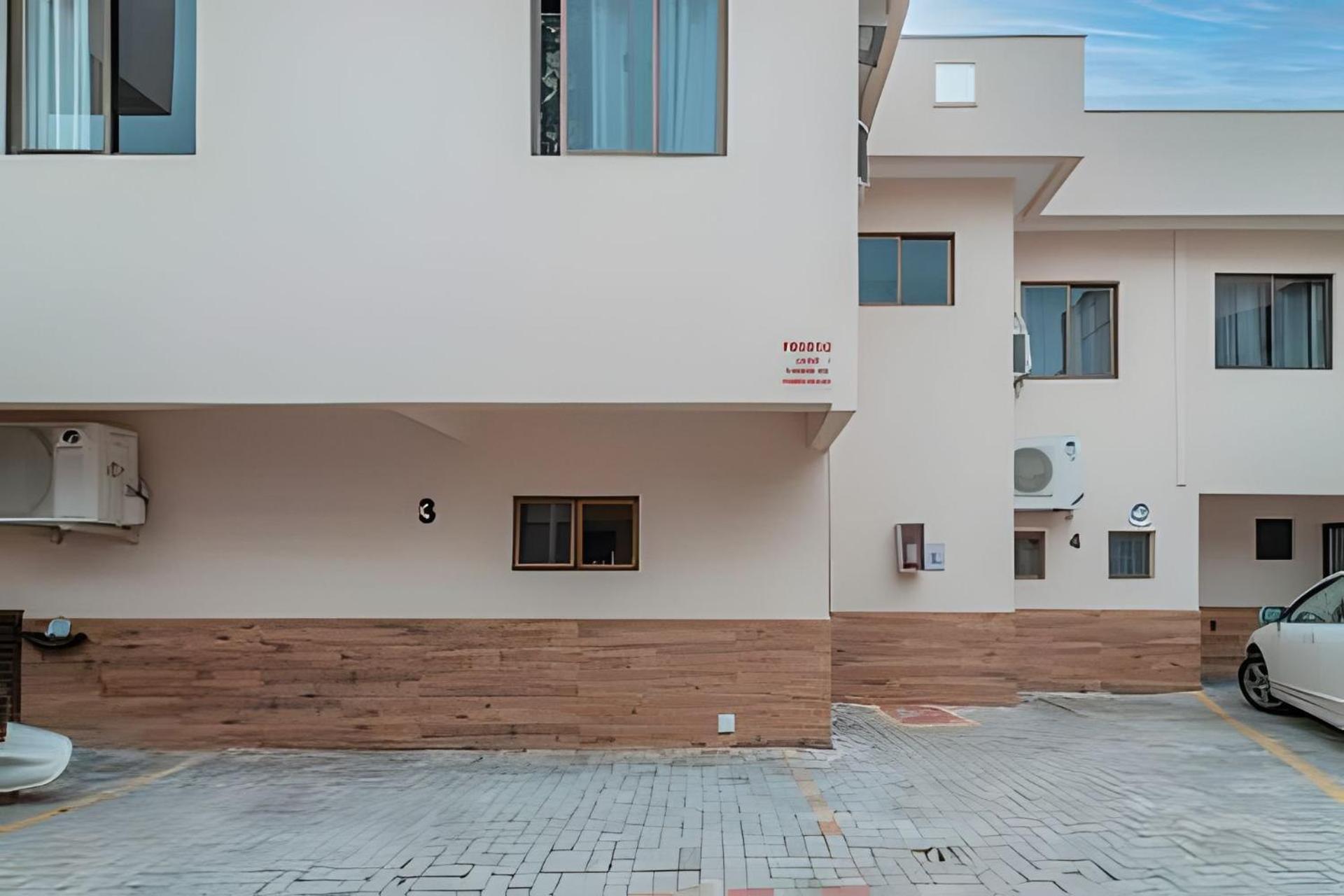 Апартаменты Residencial Ribeiro Бомбиньяс Экстерьер фото